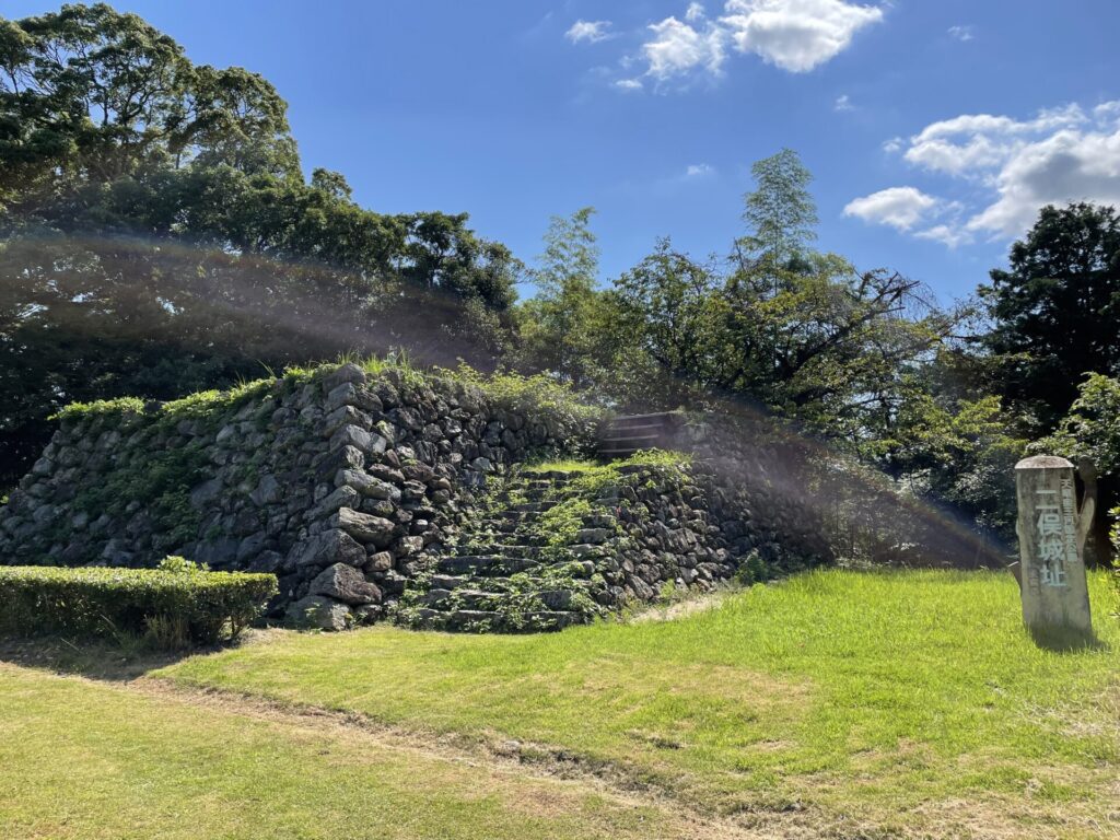 二俣城の本丸石垣