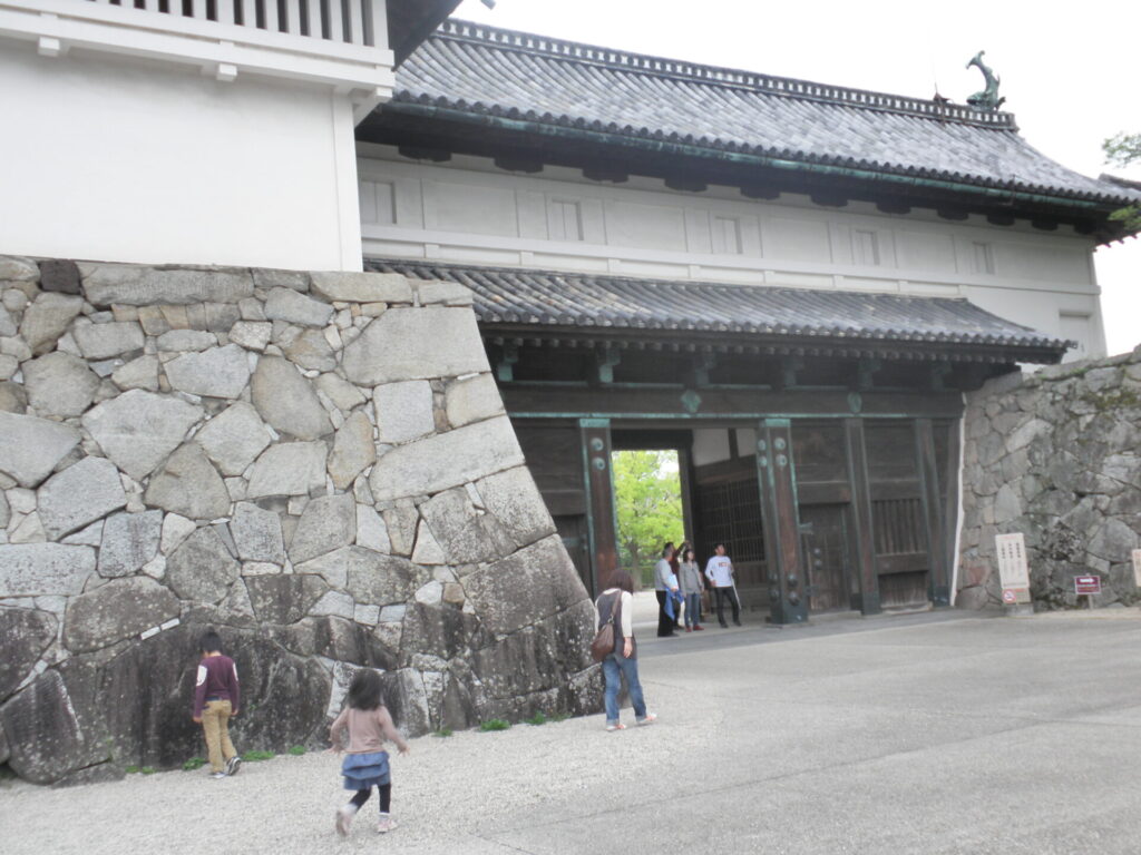 佐賀城の城門02